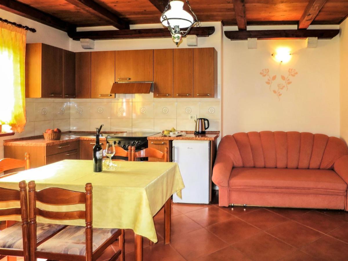 Apartment Ivan & Tina - Roj456 By Interhome カンファナル エクステリア 写真